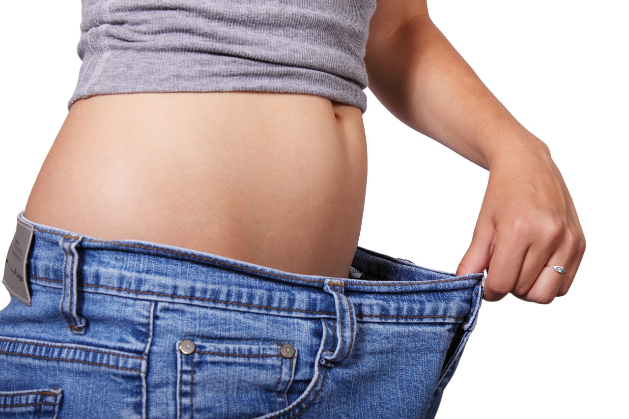 Szybko i efektywnie – popularne metody pozbycia się nadmiaru tkanki tłuszczowej