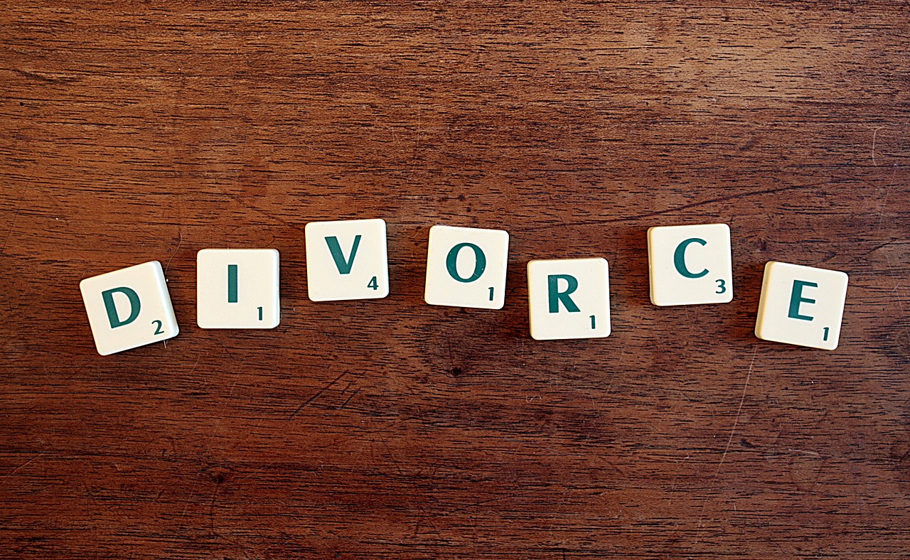 Jak postępować w przypadku podjęcia decyzji o rozwodzie?